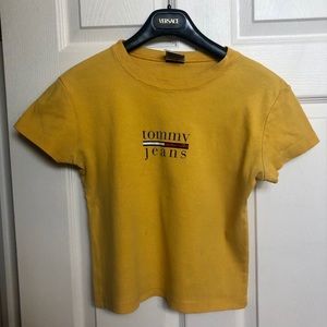 Vintage Tommy Hilfiger Top 90s retro y2k vibes